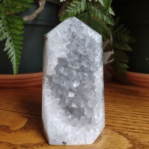 ✨SOLD✨ Druzy Agate Tower 1